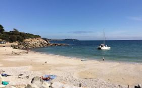 No.48 Falmouth - 10 Minutes Walk To The Beach